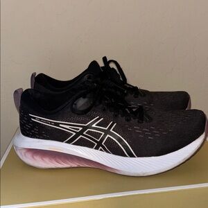 ASICS women’s shoes size 8